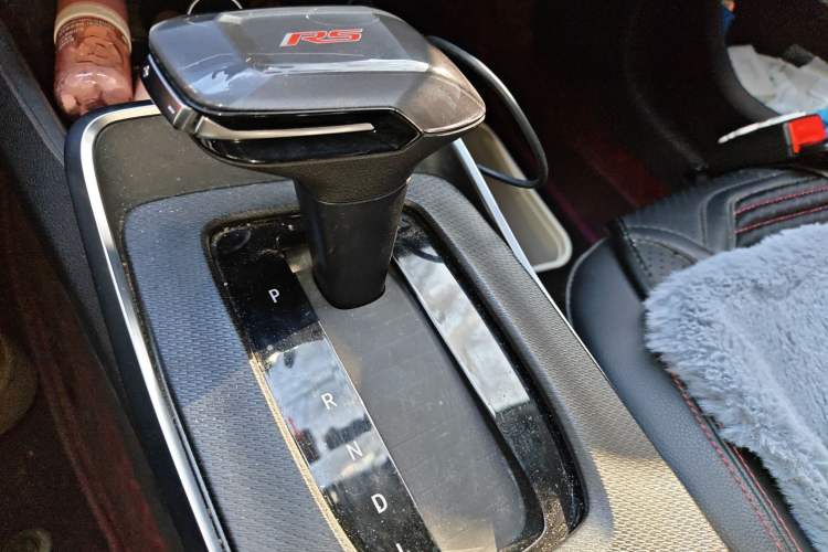 Used Chevrolet Trax 2022 Encore RS 1.5T CVT Cool Gear Lever