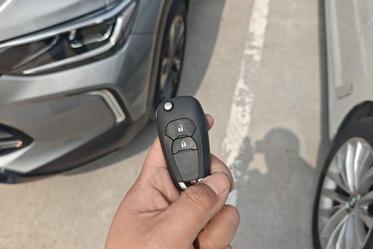 Used Chevrolet Trax 2022 Encore RS 1.5T CVT Cool Interior 1