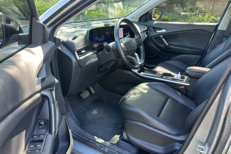 Used Chevrolet Trax 2022 Encore RS 1.5T CVT Cool Left Front Seat