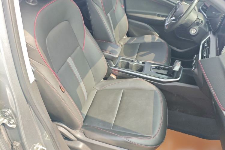 Used Chevrolet Trax 2022 Encore RS 1.5T CVT Cool Right Front Seat