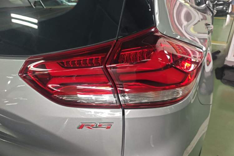 Used Chevrolet Trax 2022 Encore RS 1.5T CVT CoolMAX Right Rear Taillight