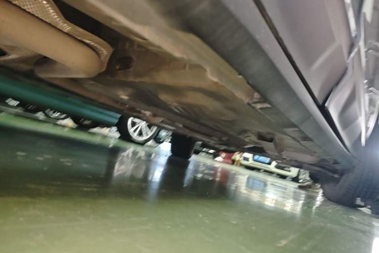 Used Chevrolet Trax 2022 Encore RS 1.5T CVT CoolMAX Right Side Sill