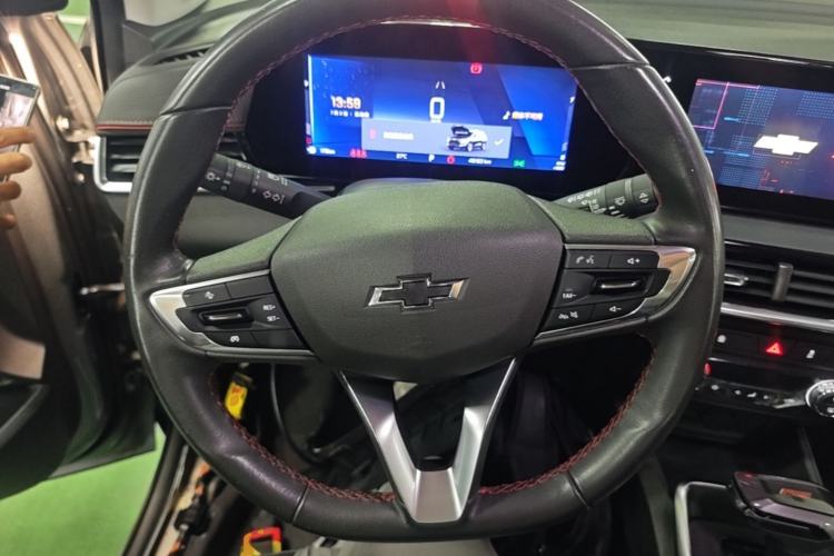 Used Chevrolet Trax 2022 Encore RS 1.5T CVT CoolMAX Steering Wheel