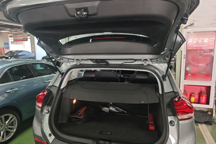 Used Chevrolet Trax 2022 Encore RS 1.5T CVT CoolMAX Trunk