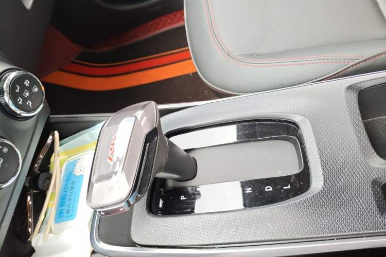 Used Chevrolet Trax 2022 Encore RS 1.5T CVT Cool Gear Lever
