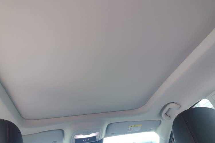Used Chevrolet Trax 2022 Encore RS 1.5T CVT CoolPro Headliner
