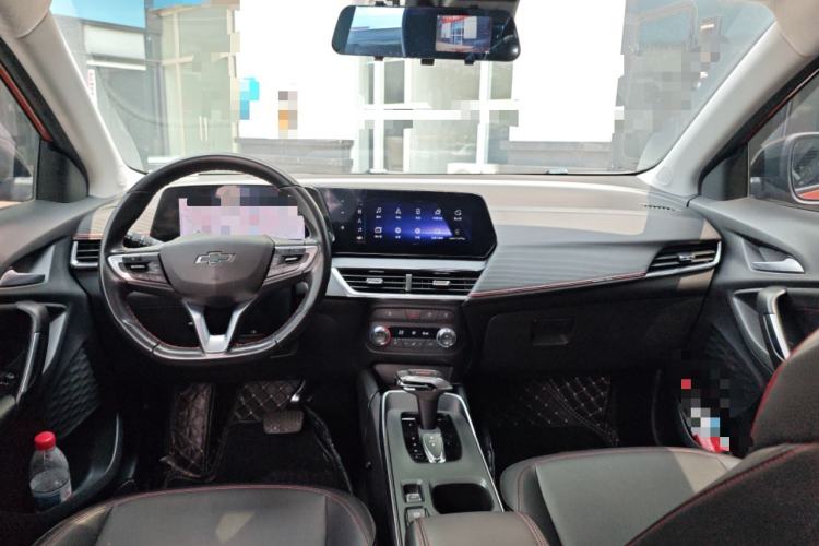 Used Chevrolet Trax 2022 Encore RS 1.5T CVT CoolPro Center Console