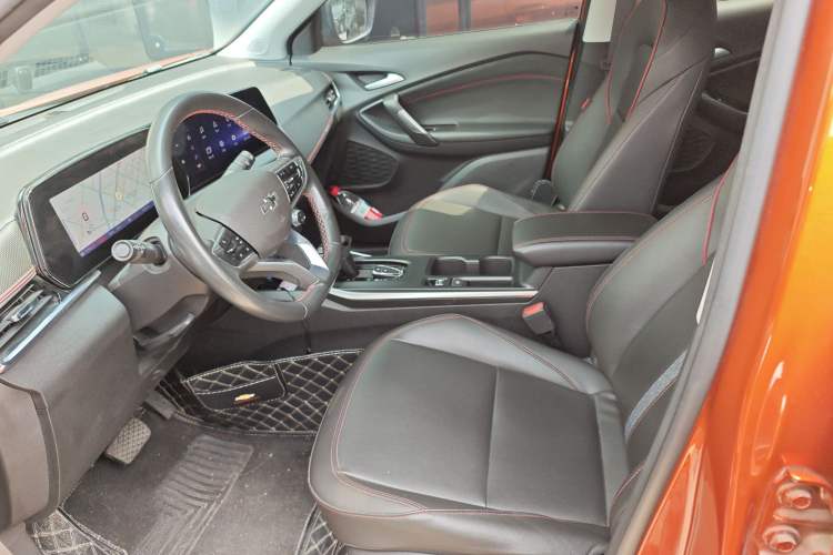 Used Chevrolet Trax 2022 Encore RS 1.5T CVT CoolPro Left Front Seat
