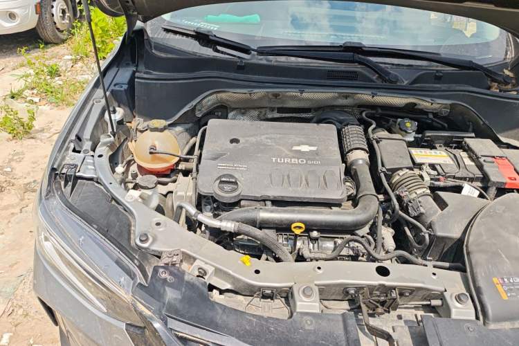 Used Chevrolet Trax 2022 Encore RS 1.5T CVT CoolPro Engine Bay Right