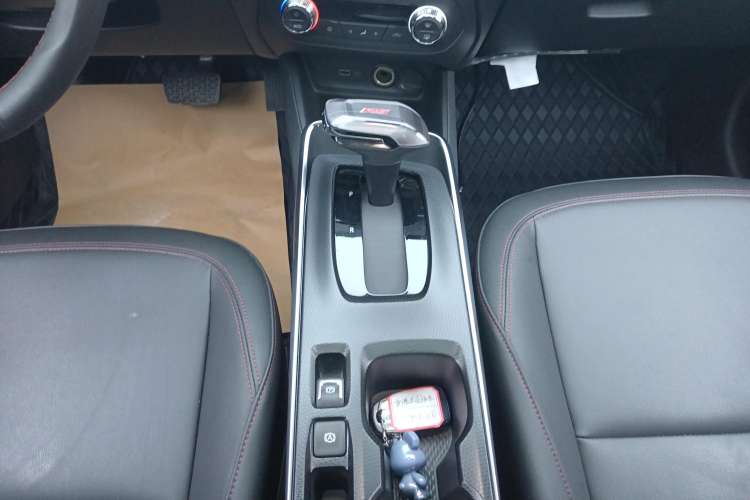 Used Chevrolet Trax 2022 Encore RS 1.5T CVT CoolPro Gear Lever