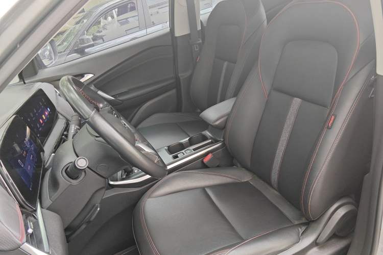 Used Chevrolet Trax 2022 Encore RS 1.5T CVT Cool Left Front Seat