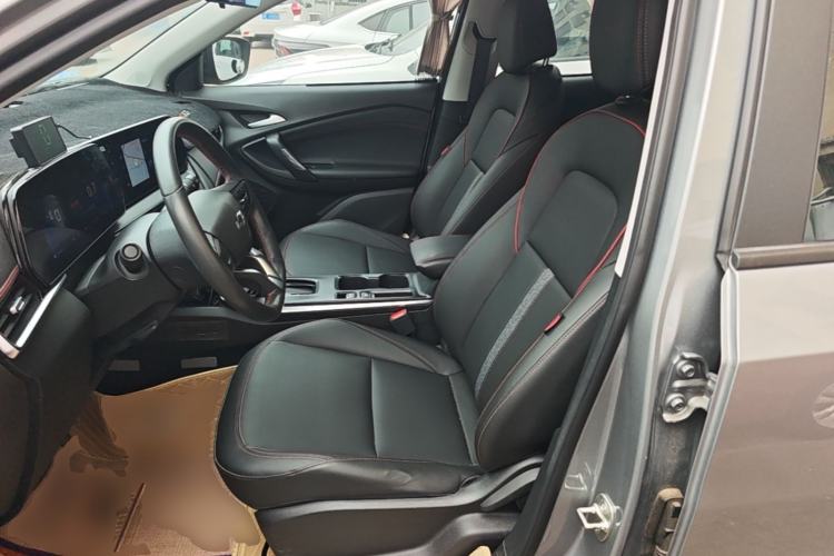 Used Chevrolet Trax 2022 Encore RS 1.5T CVT Cool Left Front Seat