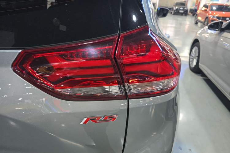 Used Chevrolet Trax 2022 Encore RS 1.5T CVT CoolPro Right Rear Taillight