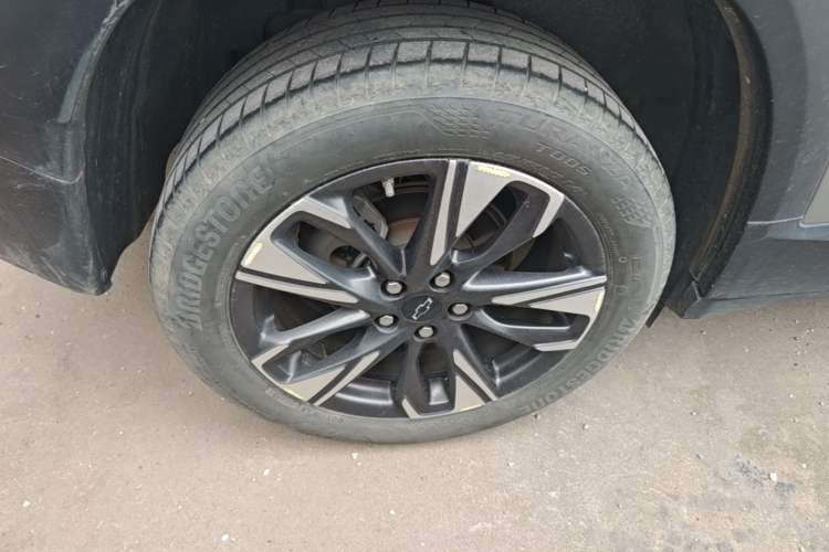Used Chevrolet Trax 2022 Encore RS 1.5T CVT Cool Right Rear Wheel Hub