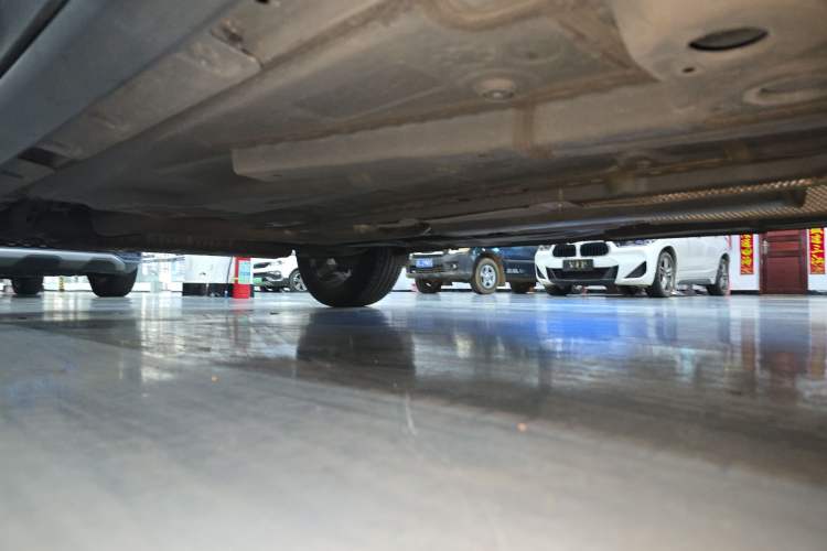 Used Chevrolet Trax 2022 Encore RS 1.5T CVT CoolPro Right Side Sill