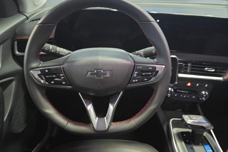 Used Chevrolet Trax 2022 Encore RS 1.5T CVT CoolPro Steering Wheel