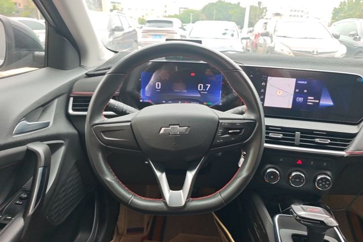 Used Chevrolet Trax 2022 Encore RS 1.5T CVT Cool Steering Wheel
