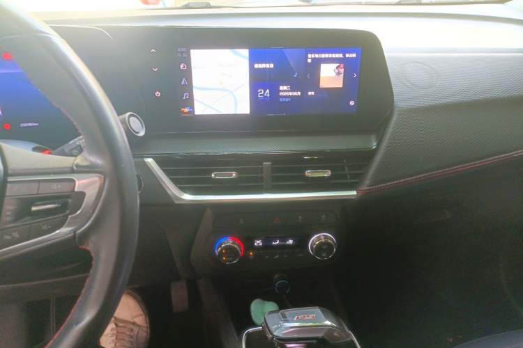 Used Chevrolet Trax 2022 Encore RS 1.5T CVT CoolPro Audio And AC Panel