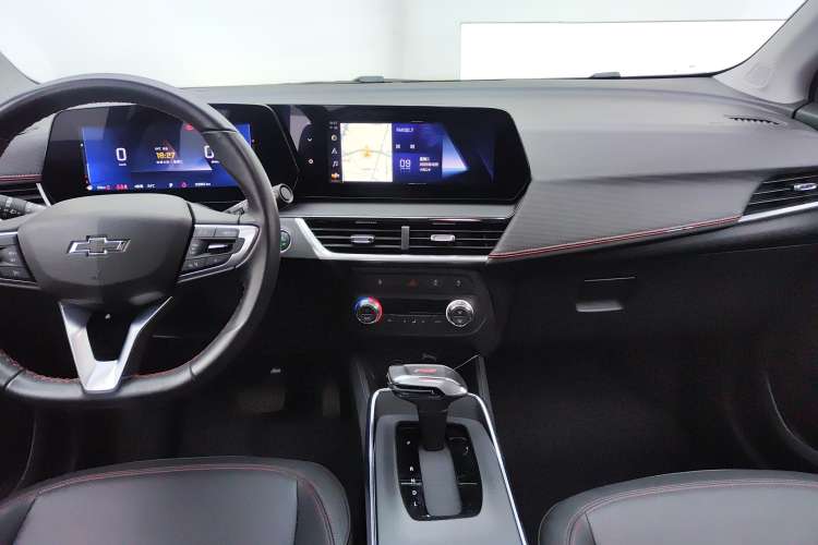 Used Chevrolet Trax 2022 Encore RS 1.5T CVT CoolPro Audio And AC Panel