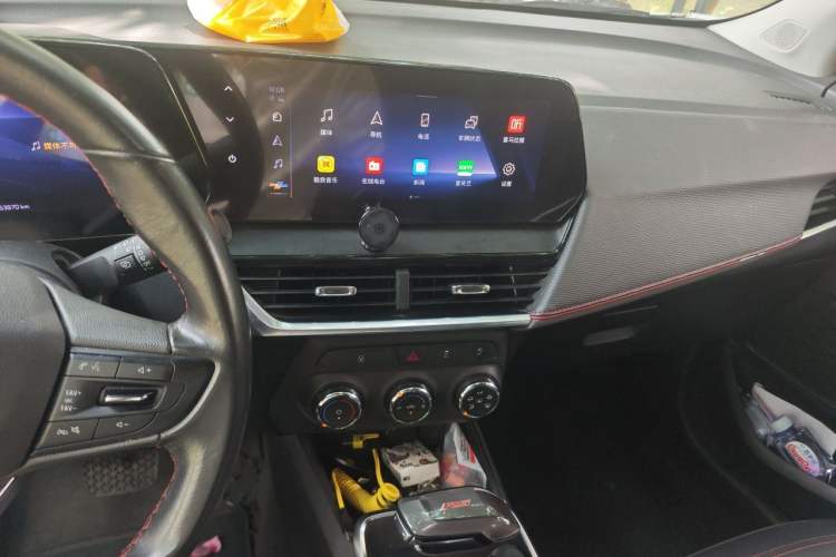 Used Chevrolet Trax 2022 Encore RS 1.5T CVT Cool Audio And AC Panel