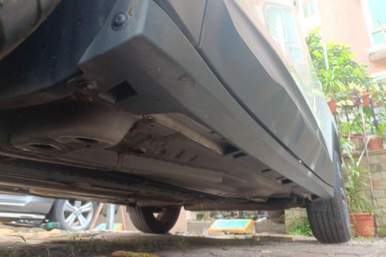 Used Chevrolet Trax 2022 Encore RS 1.5T CVT CoolPro Chassis Front Left