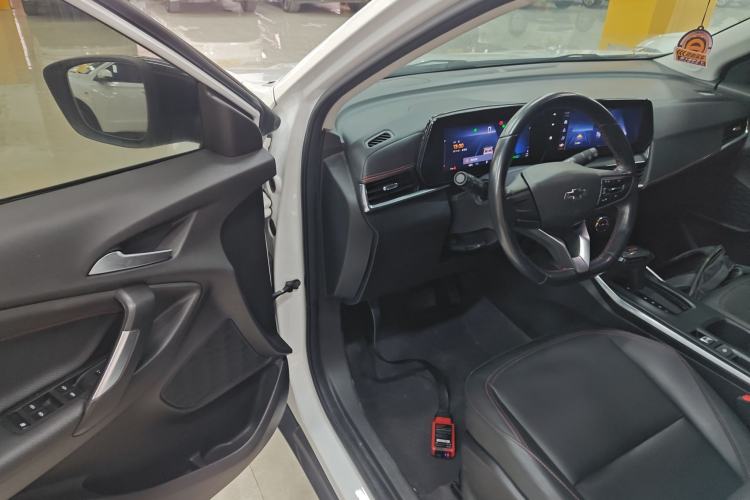 Used Chevrolet Trax 2022 Encore RS 1.5T CVT Cool Driver Seat