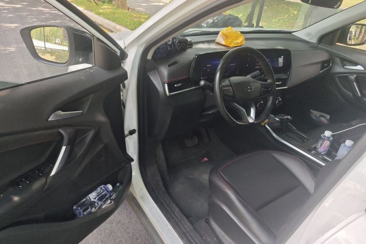 Used Chevrolet Trax 2022 Encore RS 1.5T CVT Cool Driver Seat