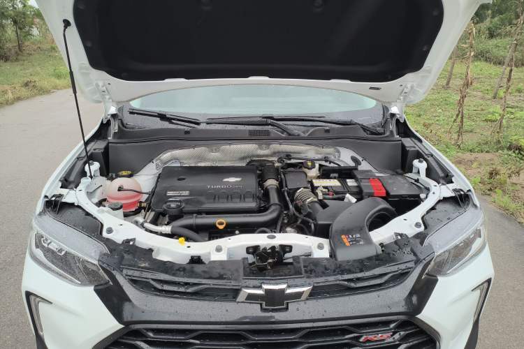 Used Chevrolet Trax 2022 Encore RS 1.5T CVT CoolMAX Engine Bay