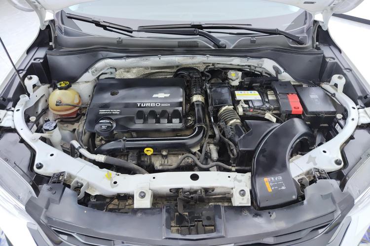Used Chevrolet Trax 2022 Encore RS 1.5T CVT CoolPro Engine Bay