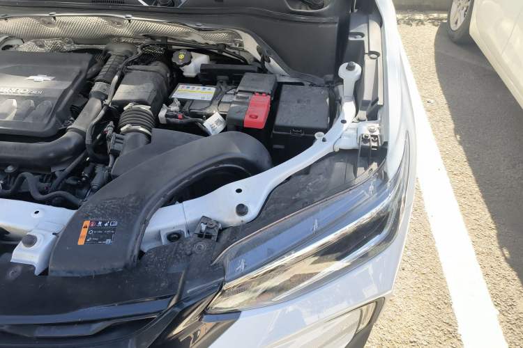 Used Chevrolet Trax 2022 Encore RS 1.5T CVT CoolMAX Engine Bay Left