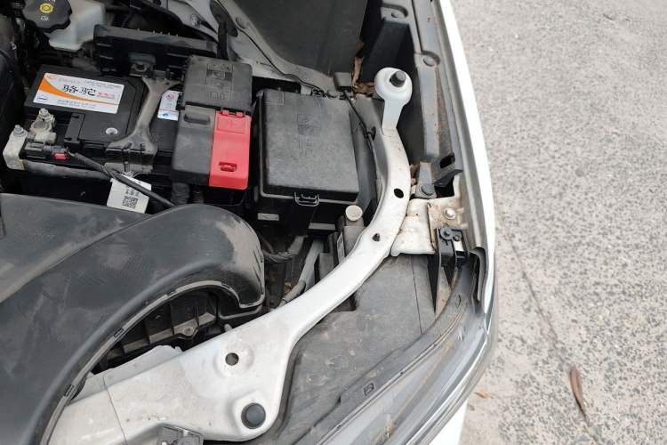 Used Chevrolet Trax 2022 Encore RS 1.5T CVT CoolMAX Engine Bay Left