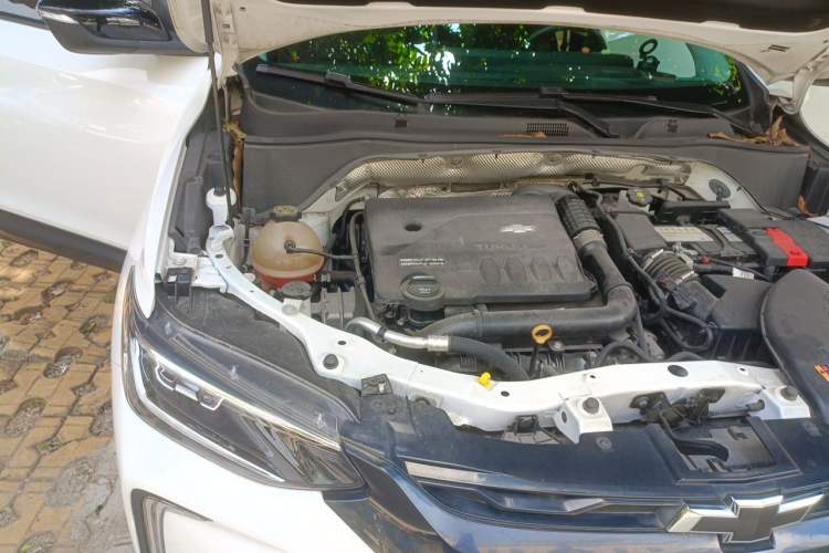 Used Chevrolet Trax 2022 Encore RS 1.5T CVT CoolPro Engine Bay Right