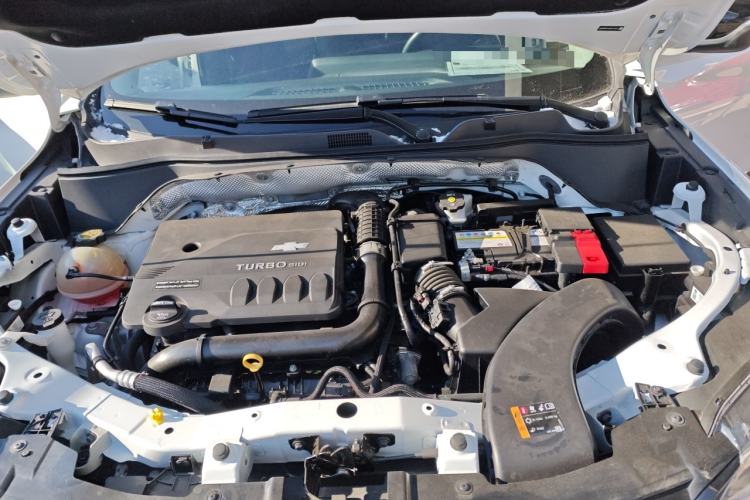 Used Chevrolet Trax 2022 Encore RS 1.5T CVT CoolPro Engine Bay