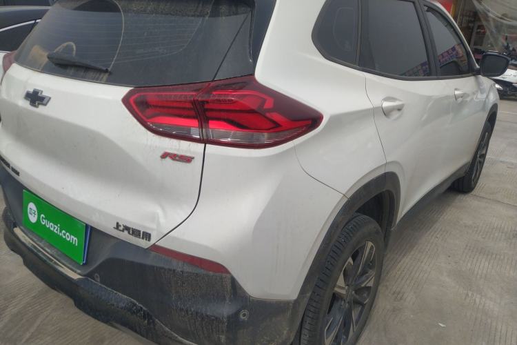 Used Chevrolet Trax 2022 Encore RS 1.5T CVT Cool Exterior 3