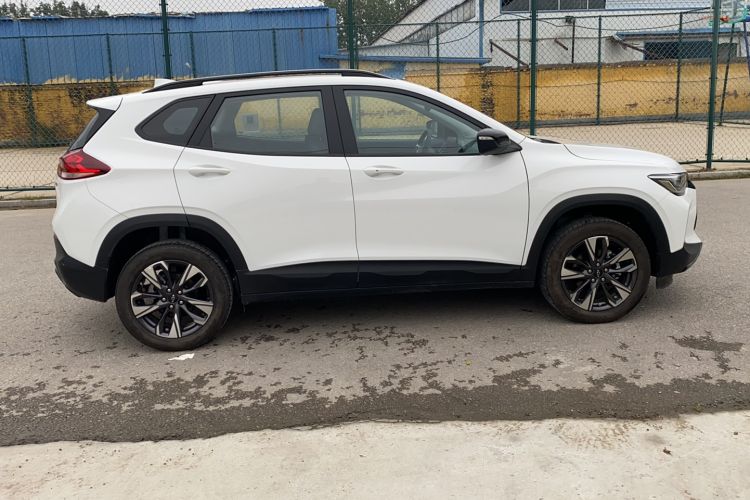 Used Chevrolet Trax 2022 Encore RS 1.5T CVT CoolMAX Exterior 3
