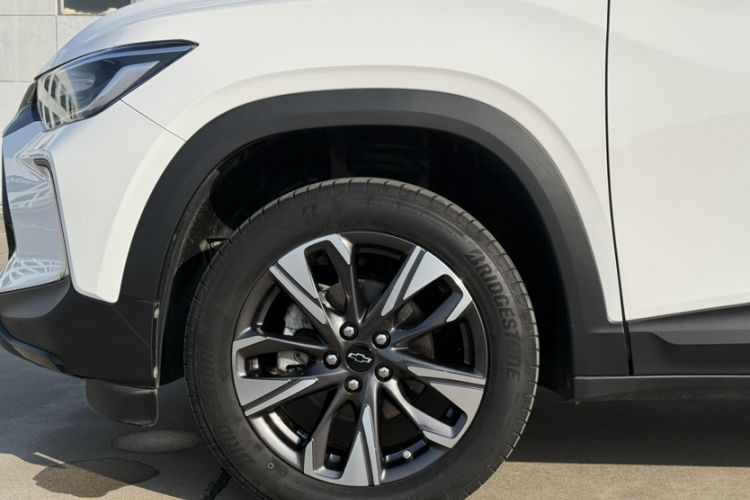 Used Chevrolet Trax 2022 Encore RS 1.5T CVT CoolPro Exterior 4