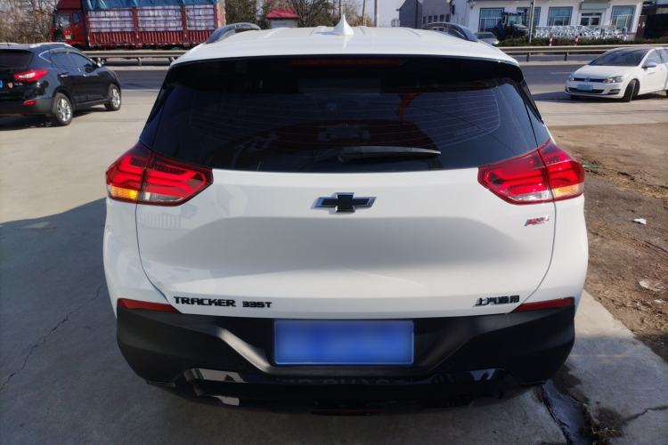 Used Chevrolet Trax 2022 Encore RS 1.5T CVT Cool Exterior 4