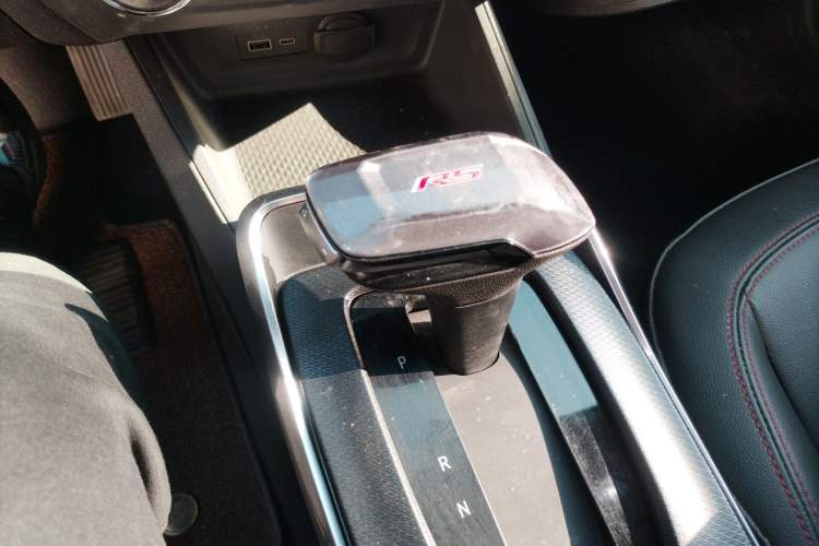 Used Chevrolet Trax 2022 Encore RS 1.5T CVT Cool Gear Lever