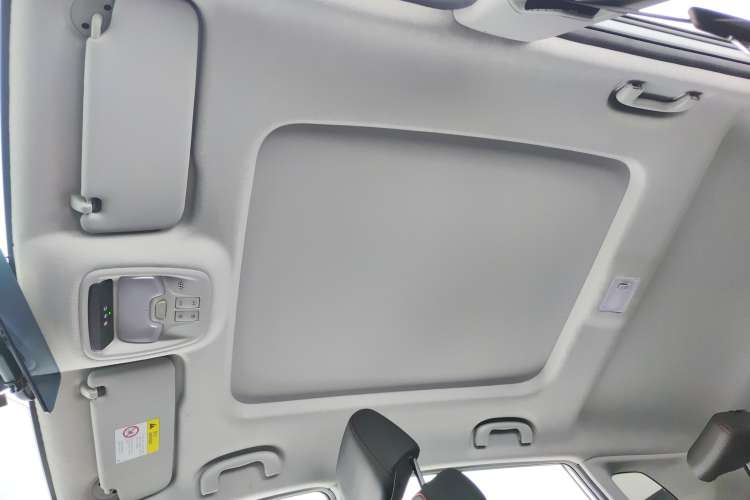 Used Chevrolet Trax 2022 Encore RS 1.5T CVT CoolPro Headliner