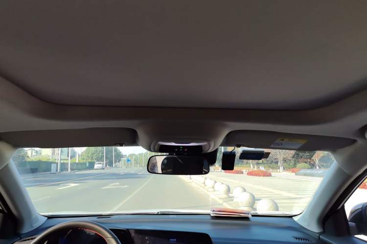 Used Chevrolet Trax 2022 Encore RS 1.5T CVT CoolPro Headliner