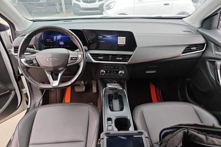 Used Chevrolet Trax 2022 Encore RS 1.5T CVT CoolPro Interior 1