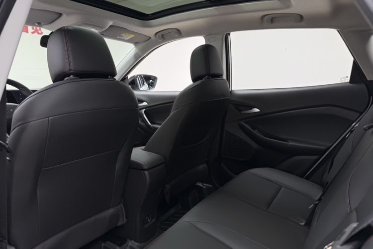 Used Chevrolet Trax 2022 Encore RS 1.5T CVT CoolPro Interior 2