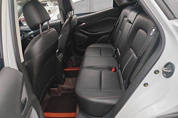 Used Chevrolet Trax 2022 Encore RS 1.5T CVT CoolPro Interior 3
