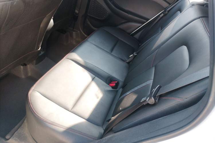 Used Chevrolet Trax 2022 Encore RS 1.5T CVT Cool Interior 4