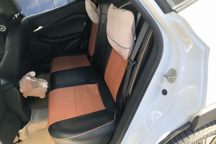 Used Chevrolet Trax 2022 Encore RS 1.5T CVT CoolMAX Left Rear Seat