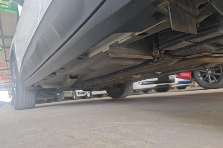 Used Chevrolet Trax 2022 Encore RS 1.5T CVT Cool Left Side Sill