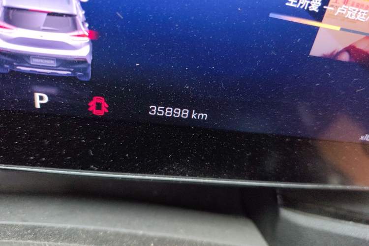 Used Chevrolet Trax 2022 Encore RS 1.5T CVT CoolMAX Odometer Close Up