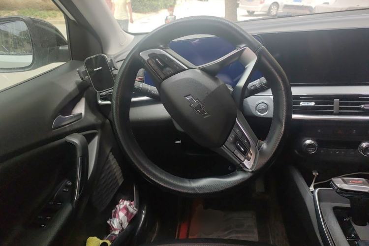 Used Chevrolet Trax 2022 Encore RS 1.5T CVT CoolMAX Steering Wheel