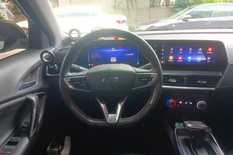 Used Chevrolet Trax 2022 Encore RS 1.5T CVT CoolPro Steering Wheel