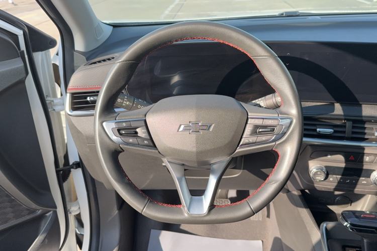 Used Chevrolet Trax 2022 Encore RS 1.5T CVT CoolPro Steering Wheel